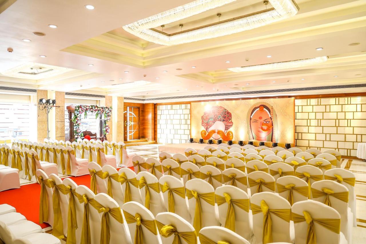 Krishna Palace Hotel Mumbai Ngoại thất bức ảnh
