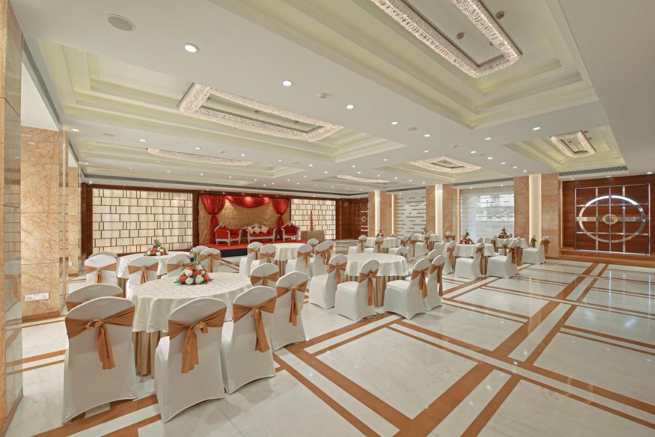Krishna Palace Hotel Mumbai Ngoại thất bức ảnh