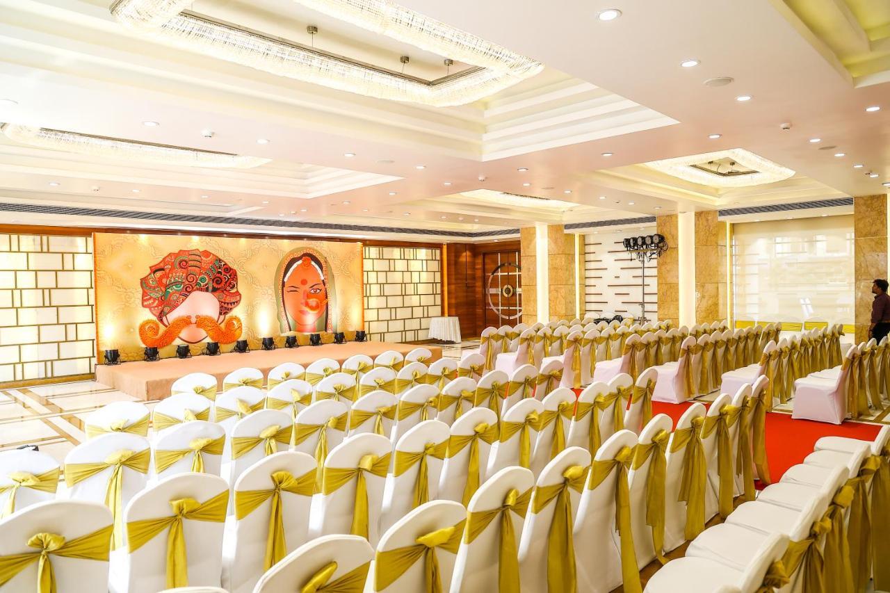 Krishna Palace Hotel Mumbai Ngoại thất bức ảnh