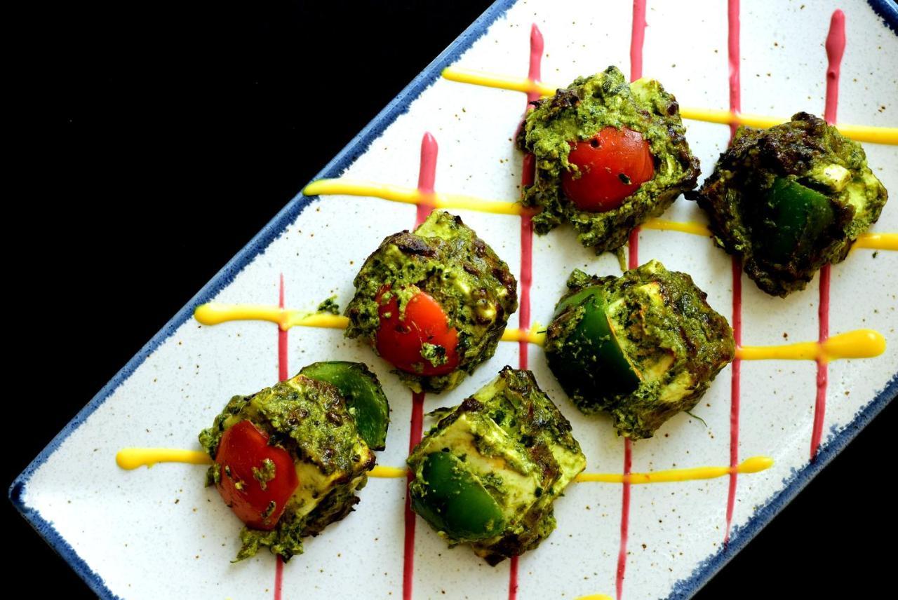 Krishna Palace Hotel Mumbai Ngoại thất bức ảnh